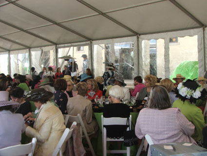 038_LuncheonTent-2