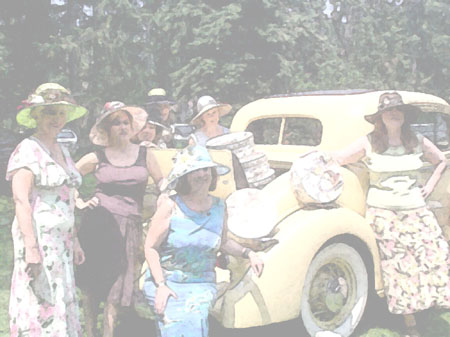 Girls&YellowCar3