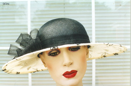 Sinamay  organza covered Front b&w Camille