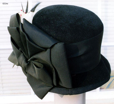 molly black & feathers back 12